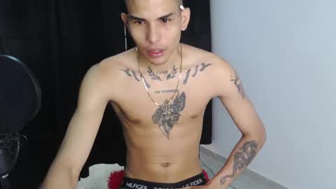 Snapshot of king_bryan19 chatting on 01.28.25 bryan online show from 01.28.25