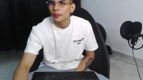 Snapshot of king_bryan19 chatting on 02.23.25 bryan online show from 02.23.25
