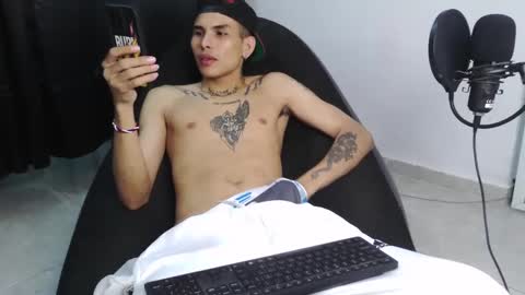 Snapshot of king_bryan19 chatting on 02.26.25 bryan online show from 02.26.25