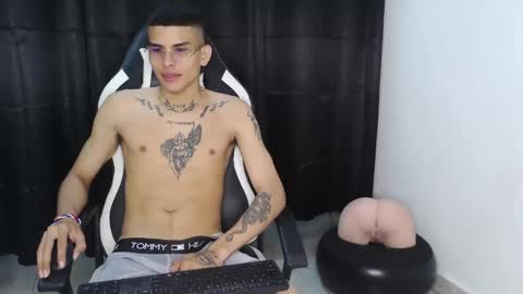 Snapshot of king_bryan19 chatting on 03.12.25 bryan online show from 03.12.25