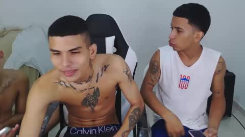 Snapshot of king_bryan19 chatting on 09.19.25 bryan online show from 09.19.25