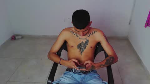 Snapshot of king_bryan19 chatting on 10.03.25 bryan online show from 10.03.25
