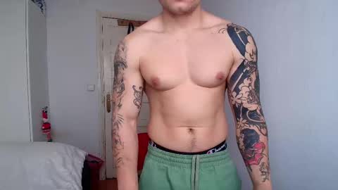 Snapshot of king_master_juan chatting on 02.25.26 The Best Master online show from 02.25.26