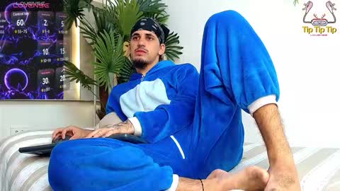 Snapshot of king_voy chatting on 09.11.25 king voy online show from 09.11.25