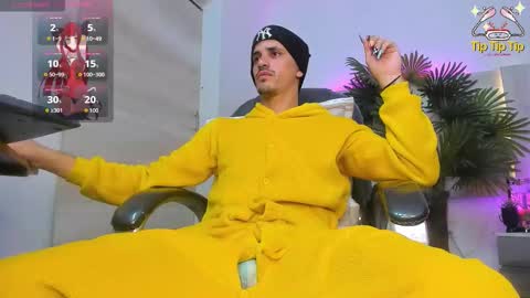 Snapshot of king_voy chatting on 09.27.25 king voy online show from 09.27.25