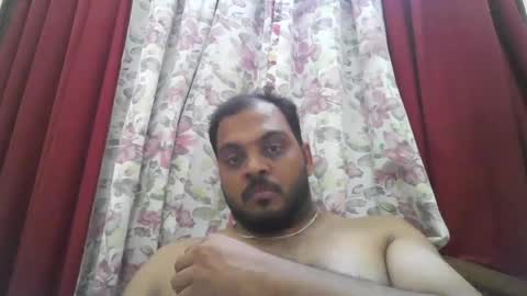 Snapshot of kingalpines chatting on 12.19.24 kingalpines online show from 12.19.24