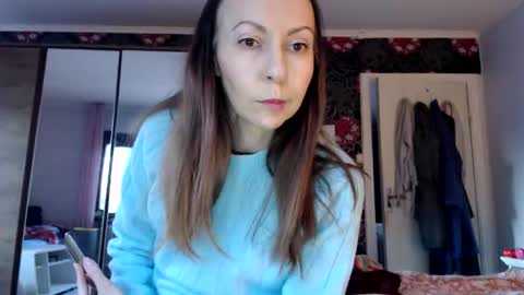 Snapshot of kingandprincess chatting on 04.12.26 sexysexyhotwetpinkredpussy online show from 04.12.26