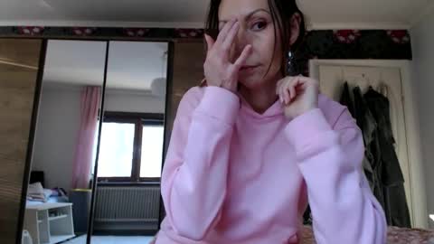 Snapshot of kingandprincess chatting on 05.17.26 sexysexyhotwetpinkredpussy online show from 05.17.26