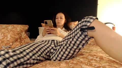 Snapshot of kingandprincess chatting on 07.10.26 sexysexyhotwetpinkredpussy online show from 07.10.26