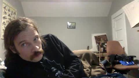 Snapshot of kingfucksnake chatting on 10.25.25 kingfucksnake online show from 10.25.25