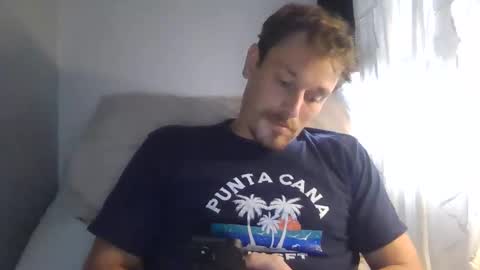Snapshot of kingharold92 chatting on 06.09.26 kingharold92 online show from 06.09.26