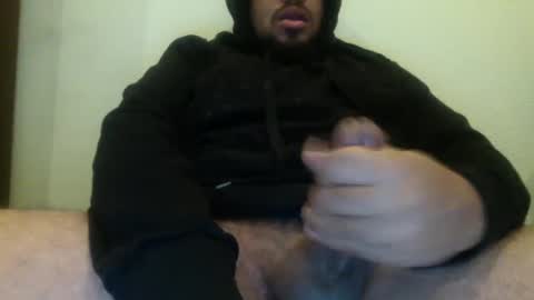 Snapshot of kingkumz1 chatting on 02.28.25 king online show from 02.28.25