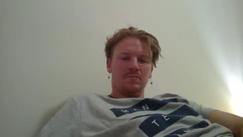 Snapshot of kinglegg chatting on 12.27.24 Kinglegg online show from 12.27.24