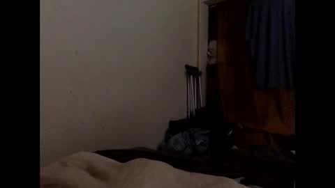 Snapshot of kinglibra420 chatting on 10.11.25 loyal fuck online show from 10.11.25