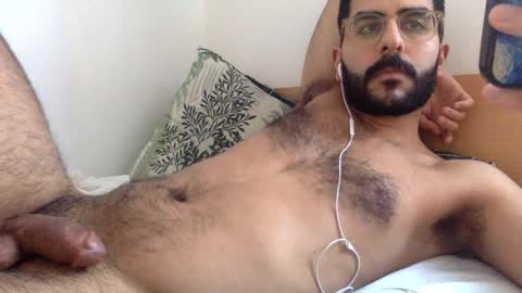 Snapshot of kingofpigs chatting on 01.03.25 KingofPigs online show from 01.03.25