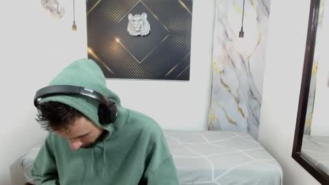 KING  online show from 04.07.26