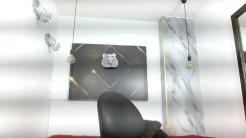 KING  online show from 04.16.26