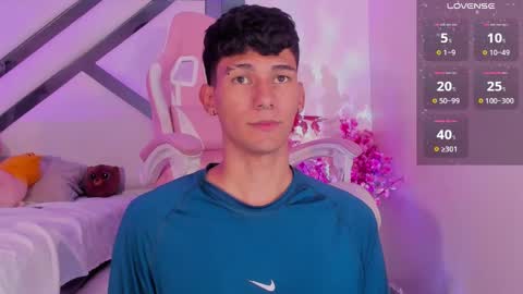  A L E X  online show from 01.14.25