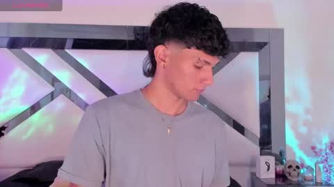  A L E X  online show from 01.26.25