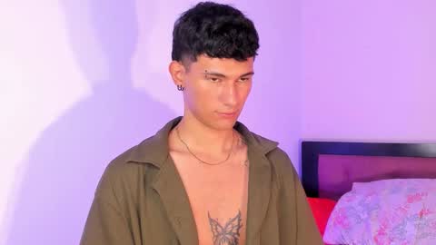  A L E X  online show from 09.15.25