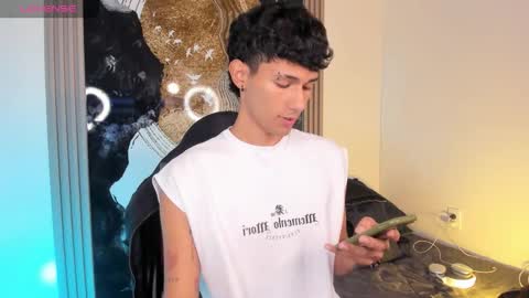  A L E X  online show from 12.18.25