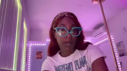 Snapshot of kingparrisjae chatting on 06.19.26 King Parris Jae online show from 06.19.26