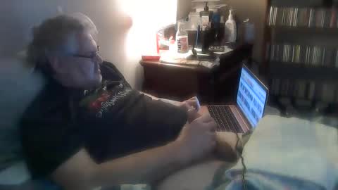 kingtongue10 online show from 01.10.25