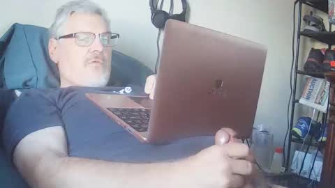 kingtongue10 online show from 01.13.26