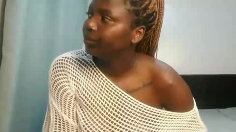 Snapshot of kinky_lola1 chatting on 01.13.26 Lola online show from 01.13.26