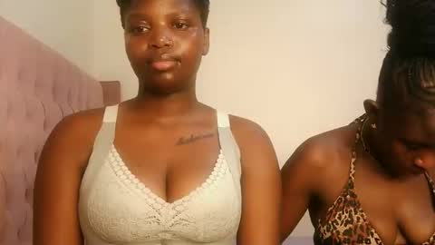 Snapshot of kinky_lola1 chatting on 02.20.26 Lola online show from 02.20.26