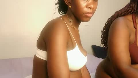 Snapshot of kinky_lola1 chatting on 02.22.26 Lola online show from 02.22.26