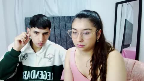 Snapshot of kinky_loversx chatting on 09.11.25 YEI  JOE online show from 09.11.25