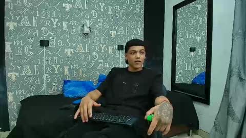   online show from 09.25.25
