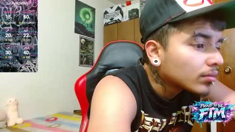 Snapshot of kinkybabies_ chatting on 04.19.26 Mercury online show from 04.19.26