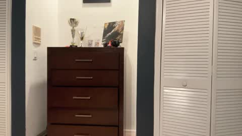 Snapshot of kinkybuffboy chatting on 12.12.24 kinkybuffboy online show from 12.12.24