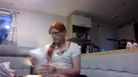 Snapshot of kinkycouple37305 chatting on 02.26.26 kinkycouple online show from 02.26.26