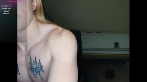Snapshot of kinkycrusader chatting on 05.21.26 Fabio online show from 05.21.26