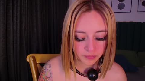  Sara  online show from 12.15.24