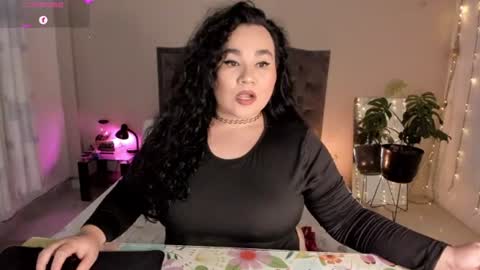 Snapshot of kinkyelise chatting on 06.27.26 Jenny online show from 06.27.26