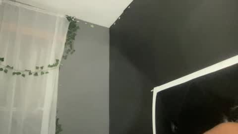 Snapshot of kinkykittee chatting on 02.09.25 Bunniii online show from 02.09.25