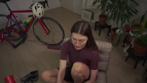 Snapshot of kinkyorange_ chatting on 12.12.24 Mary the Soulmate online show from 12.12.24