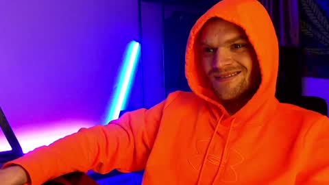 Snapshot of kinkypumpkin chatting on 01.12.25 Kenny online show from 01.12.25