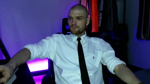 Snapshot of kinkypumpkin chatting on 01.19.25 Kenny online show from 01.19.25