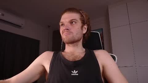 Snapshot of kinkypumpkin chatting on 04.16.26 Kenny online show from 04.16.26