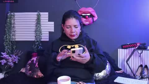 Snapshot of kinkyy_mom chatting on 07.12.26 kinkyy_mom online show from 07.12.26