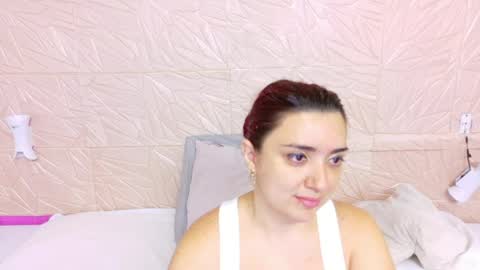 Snapshot of kinkyy_redhead chatting on 05.01.26 kinkyy_redhead online show from 05.01.26