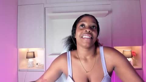 M A R A  online show from 11.15.25