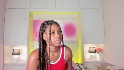 Snapshot of kiomarabaker chatting on 02.11.26 M A R A online show from 02.11.26