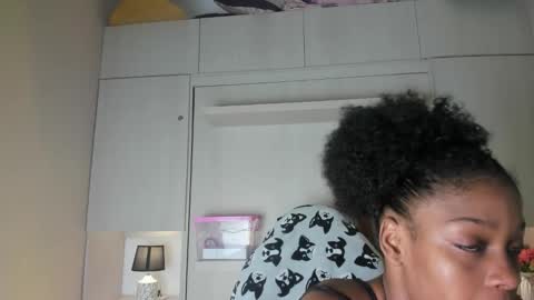Snapshot of kiomarabaker chatting on 03.03.26 M A R A online show from 03.03.26