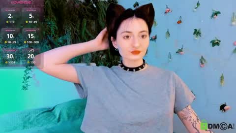 Snapshot of kira__cutie chatting on 05.24.26 Kira online show from 05.24.26